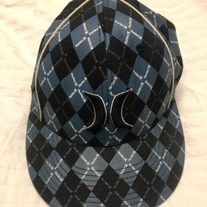 Hurley black & blue hat